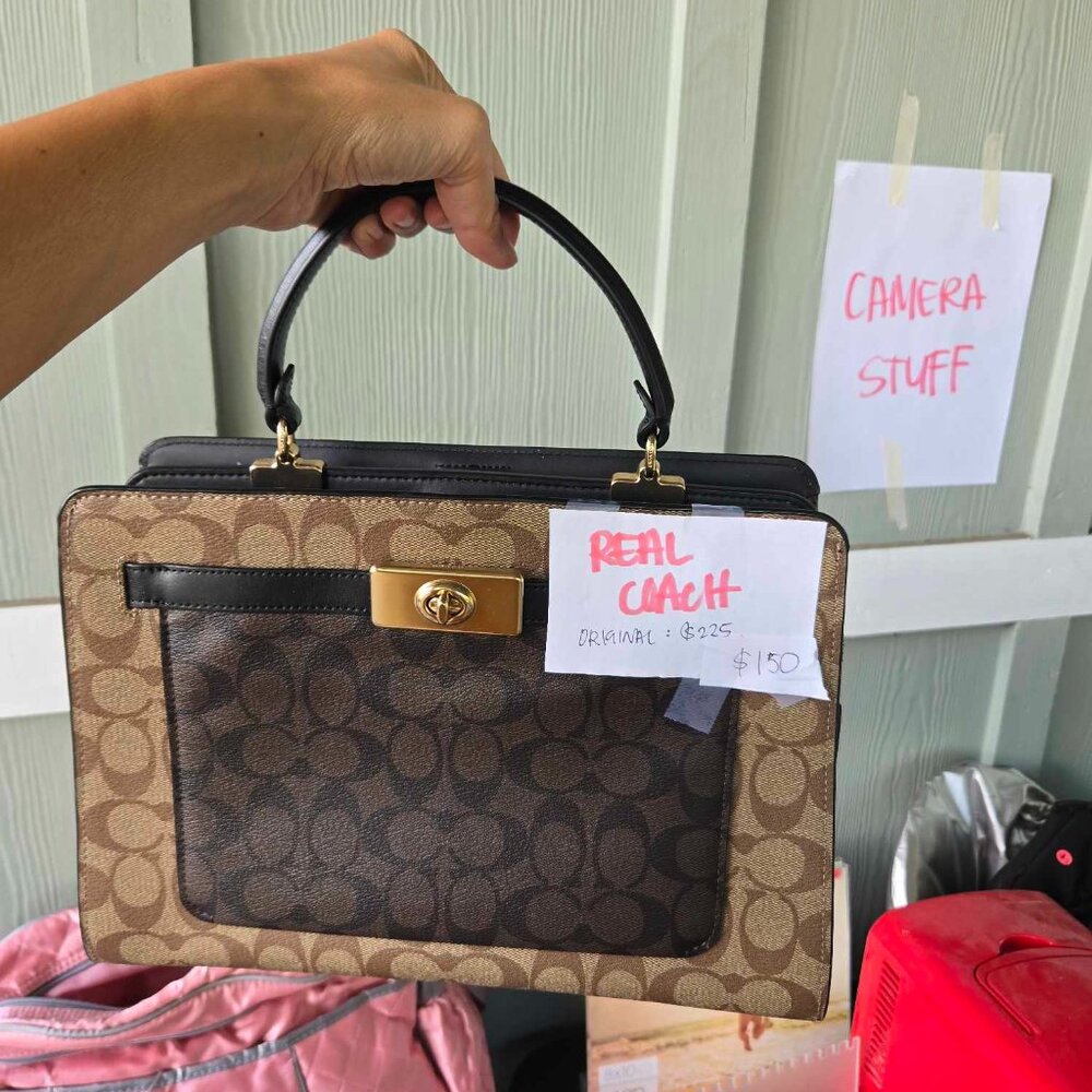 AUTHENTIC COACH BAG